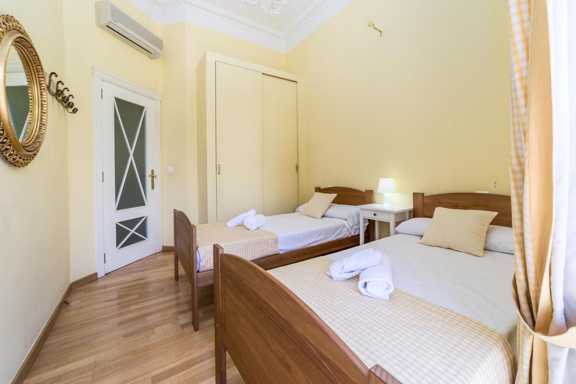 My Loft 4 You Gran Via Valencia Ngoại thất bức ảnh